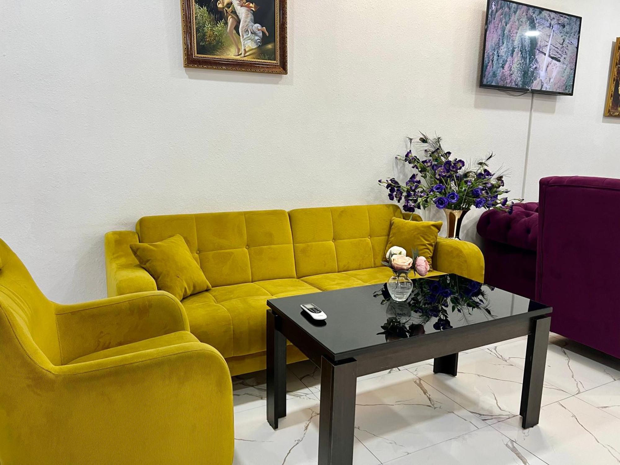 Family Hotel Erivan Dış mekan fotoğraf