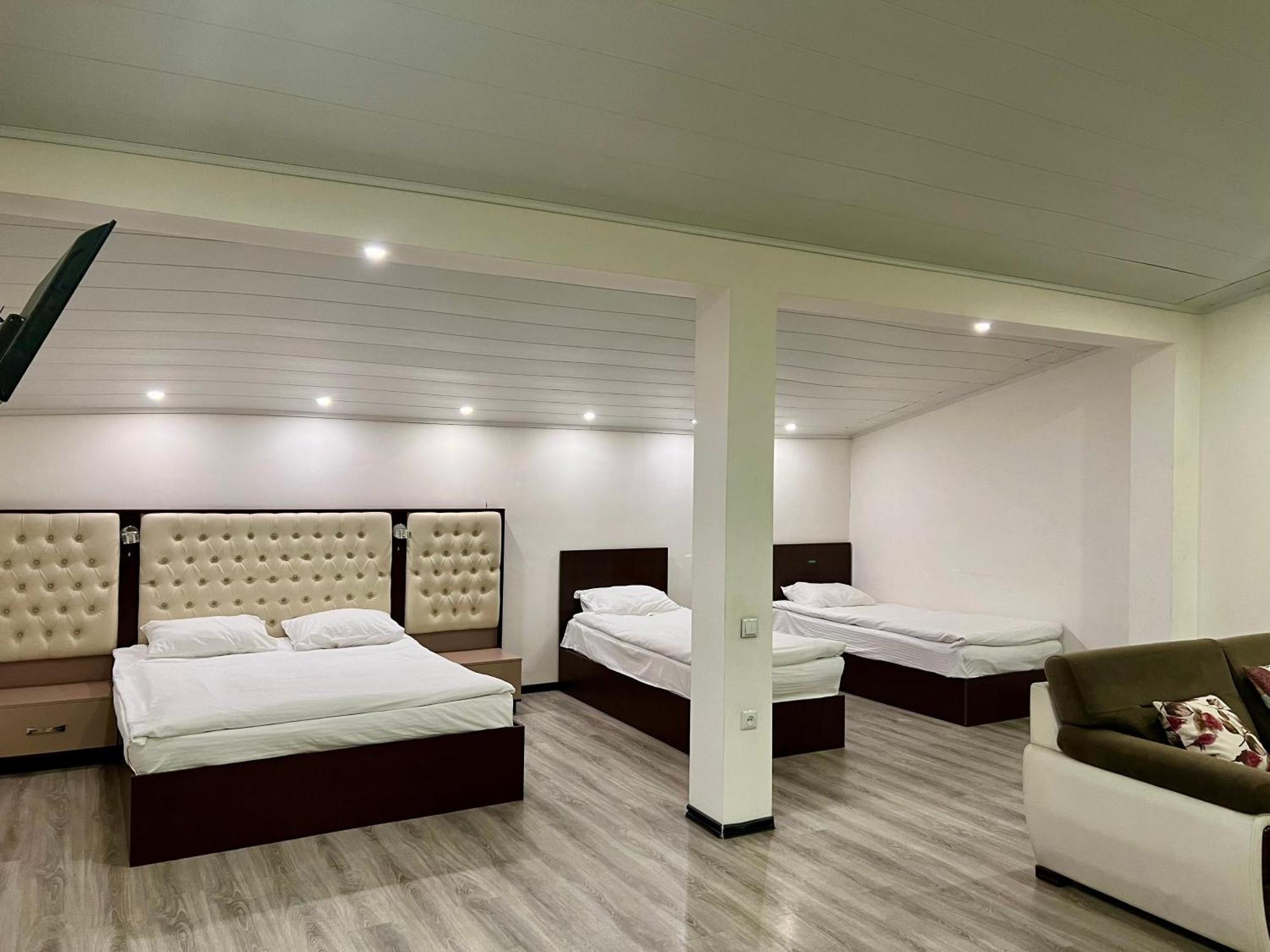 Family Hotel Erivan Dış mekan fotoğraf
